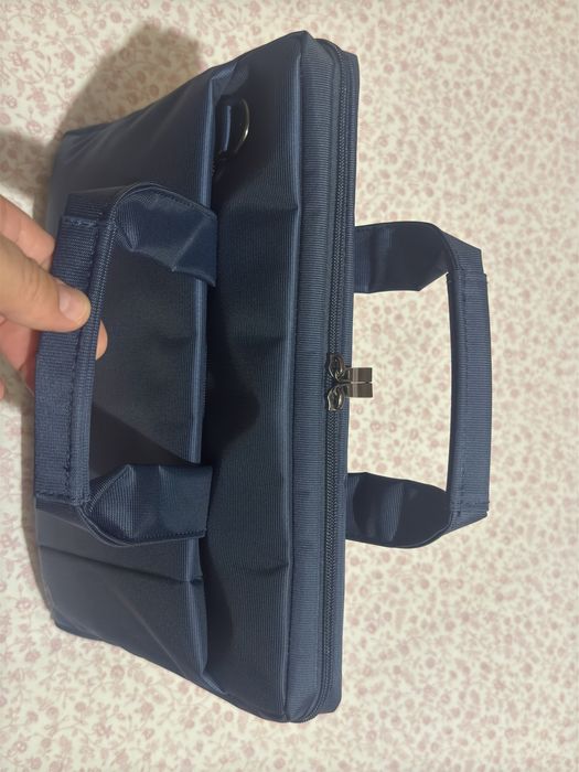 Mala computador Rivacase 8221.   13,3 azul