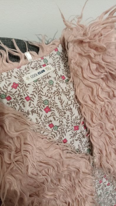 Dziewczęca kamizelka w rozmiarze 116