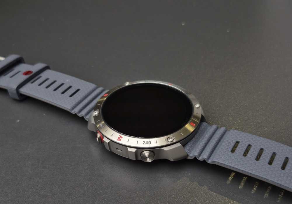 Smartwatch Zegarek Sportowy POLAR Grit X2 Pro srebrny