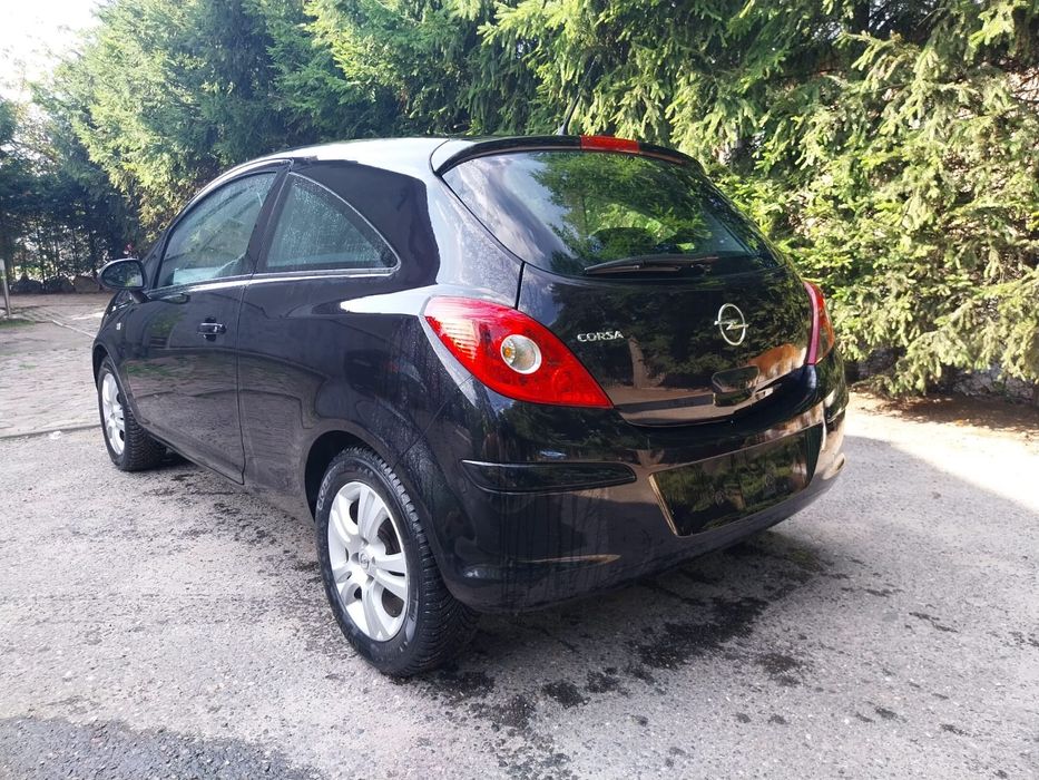 Opel Corsa 2009 klimatyzacja, alufelgi