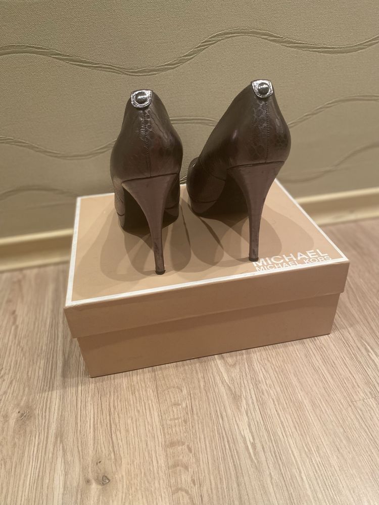 Michael Kors York Platform Heel каблуки
