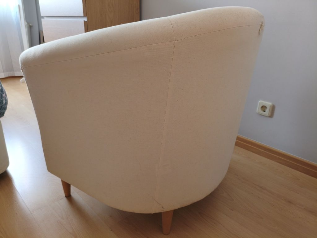 Cadeirão branco - 77cm largura