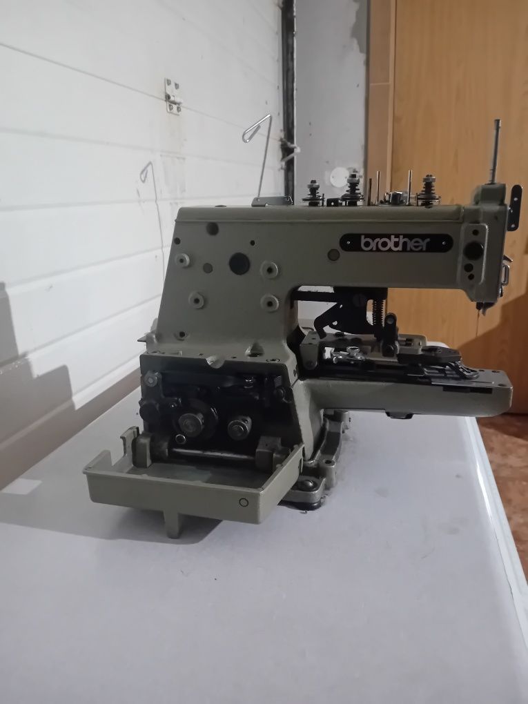 Maquina de costura