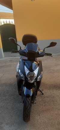 Vendo Kymco Agility 125 em excelente estado