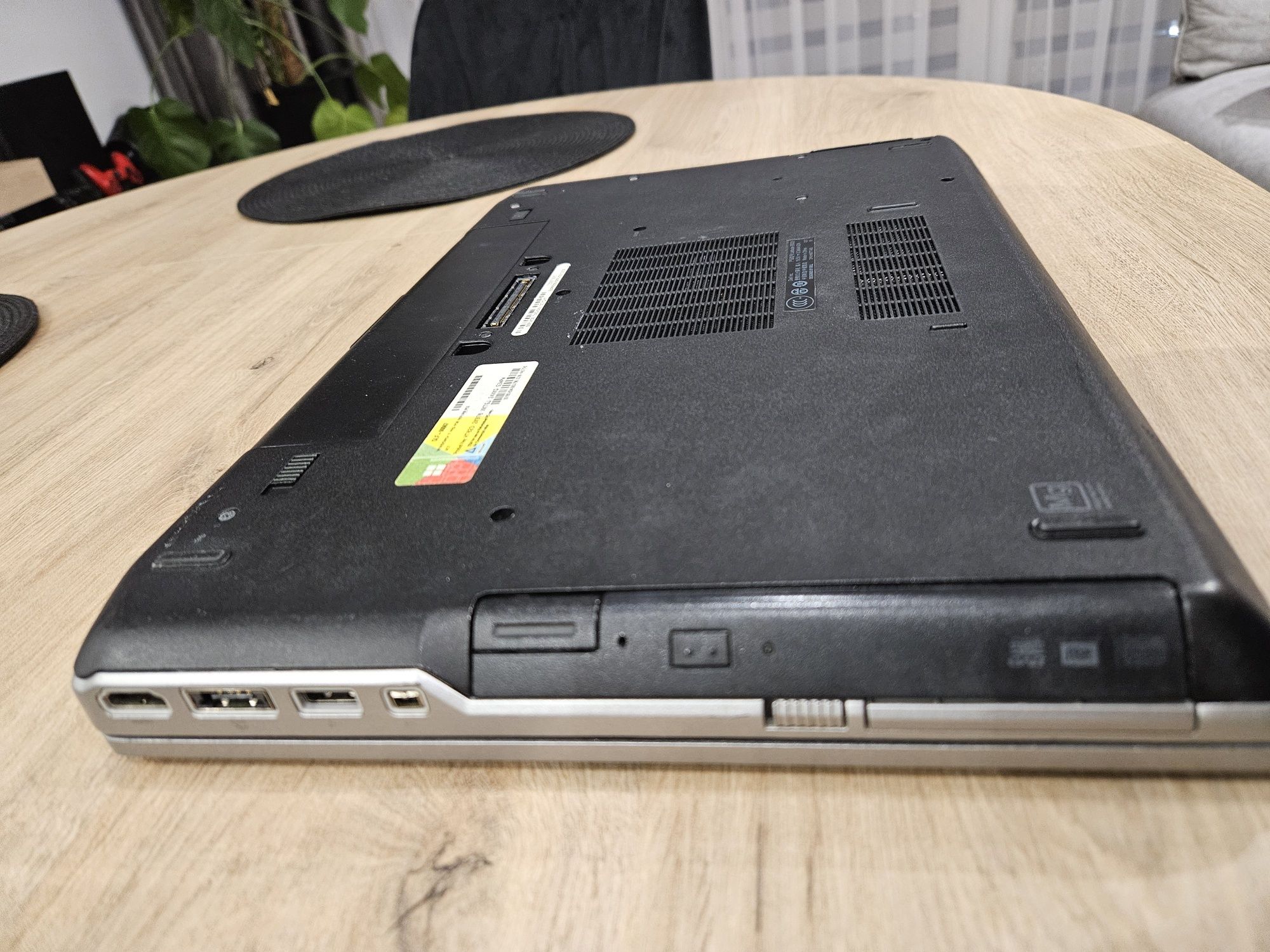 Laptop Dell Latitude E6520 SSD 256