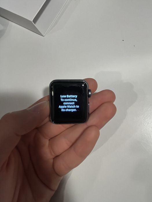 Apple watch series 3 38mm srebrny