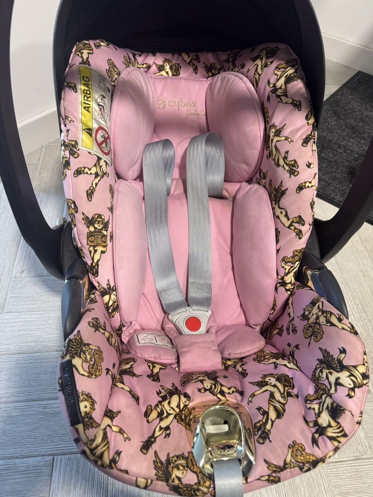 Cybex Priam 2.0 Cherubs Pink by Jeremy Scott 3w1