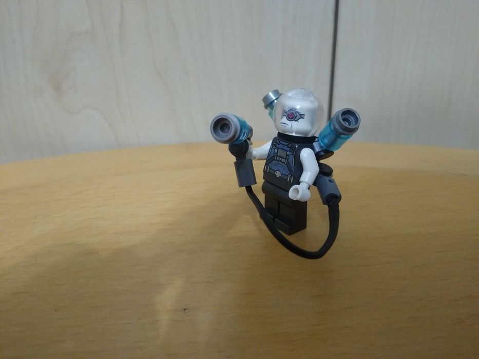 LEGO Marvel Super Heroes minifigurka Mr Freeze