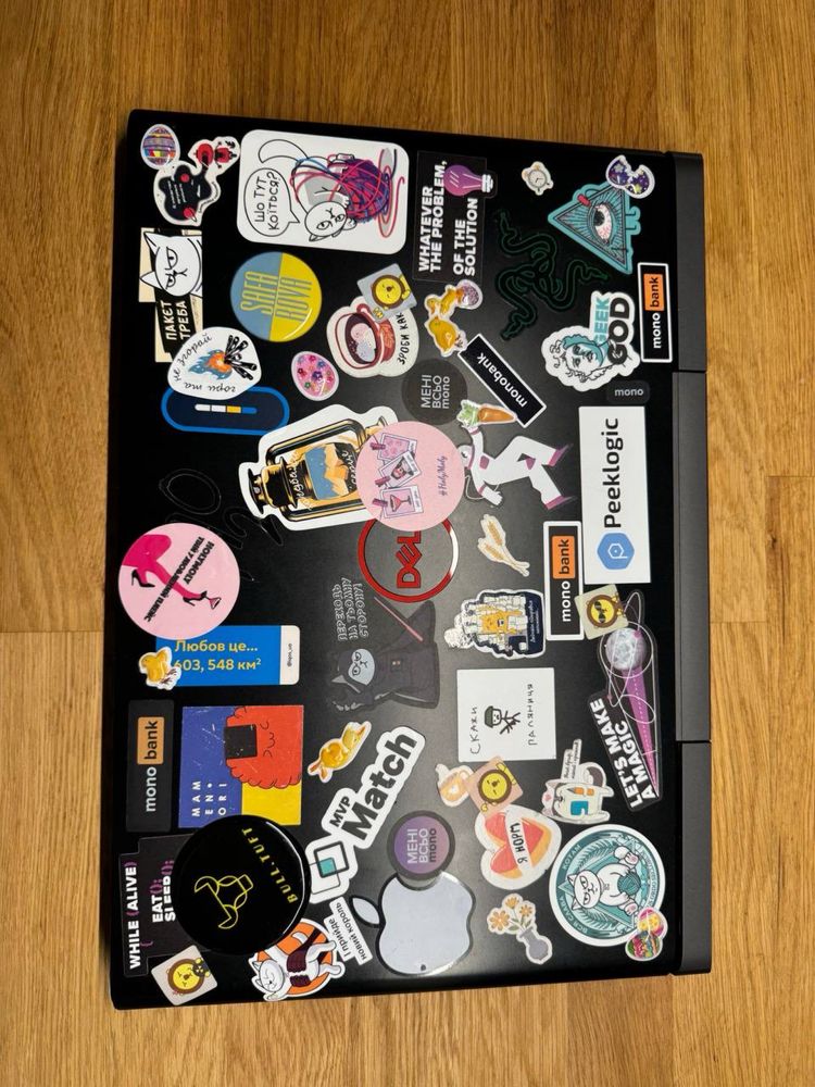 Ігровий ноутбук (ноутбук для роботи) Dell Inspiron 15-7577
