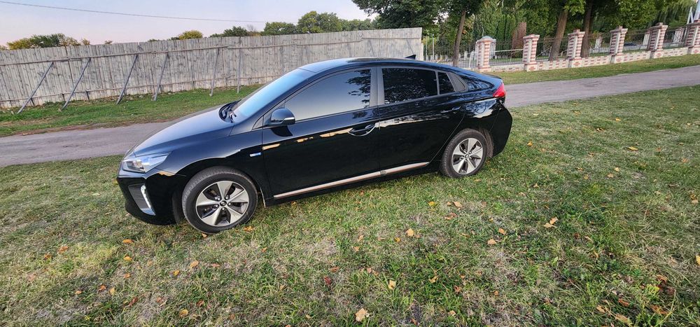 Hyundai ioniq 2019 р. Електро 28 kwt пригнаний з Бельгії