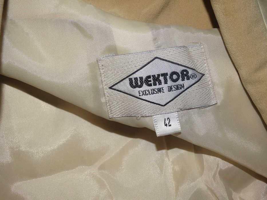 _Wektor_Rewelacyjny elegancki zestaw-garnitur do pracy_R.44_