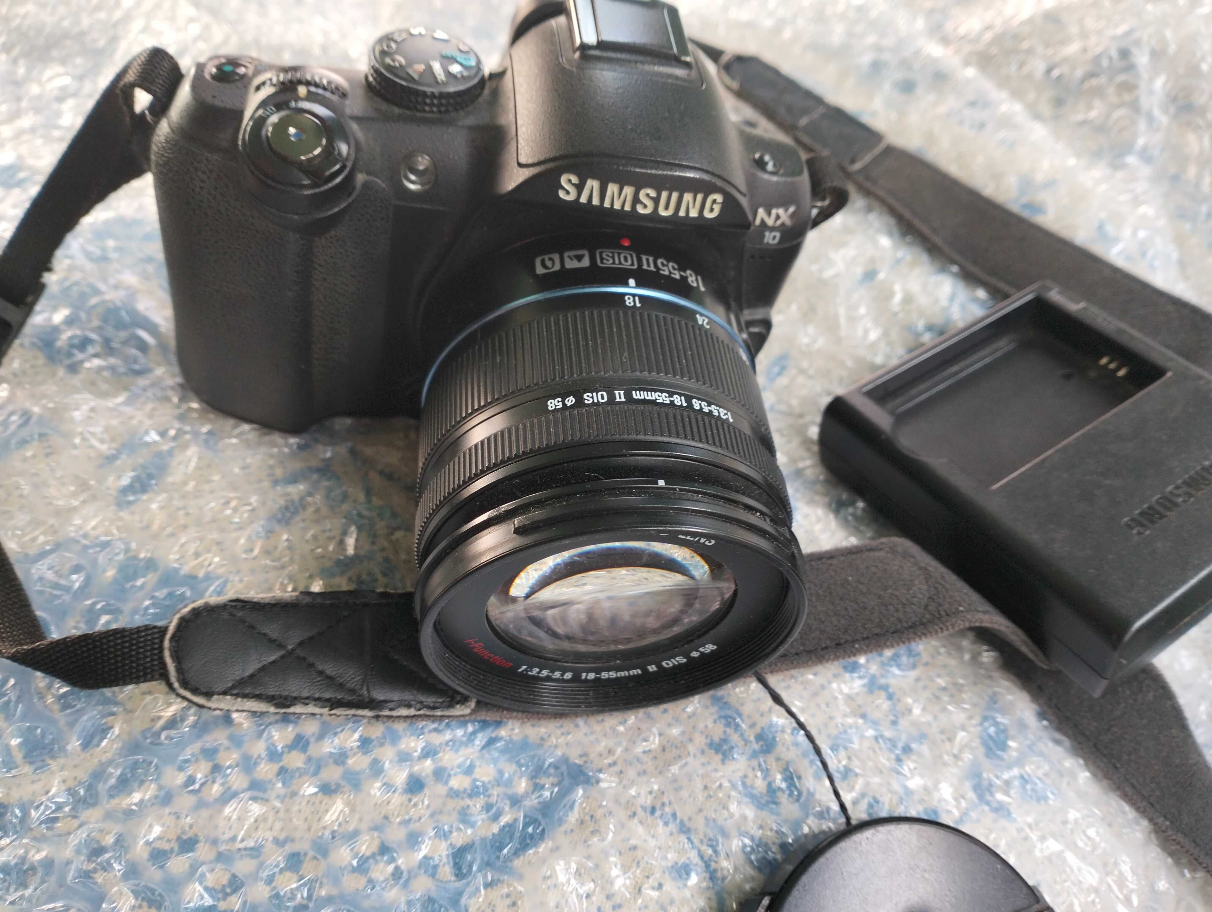 Фотоаппарат Samsung NX10