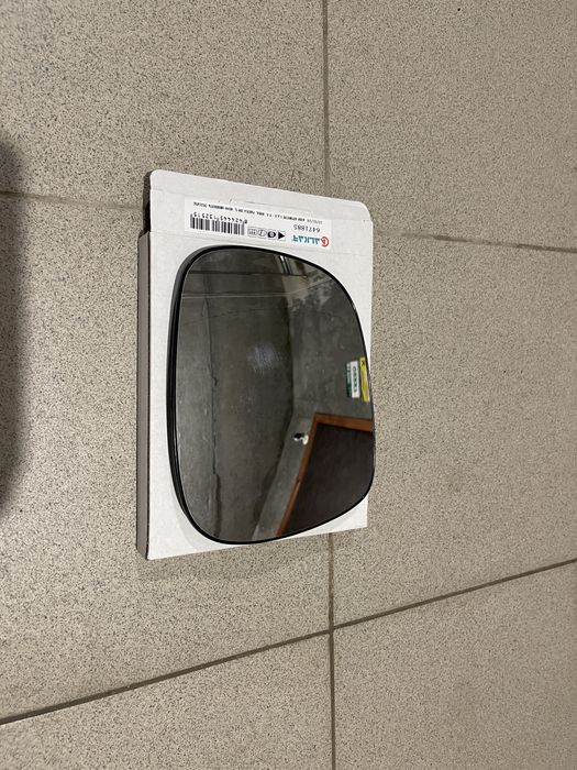 Вкладиш дзеркала лівий BMW X3/Х4 Європа