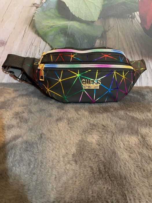 Sprzedam  nerkę guess promocja