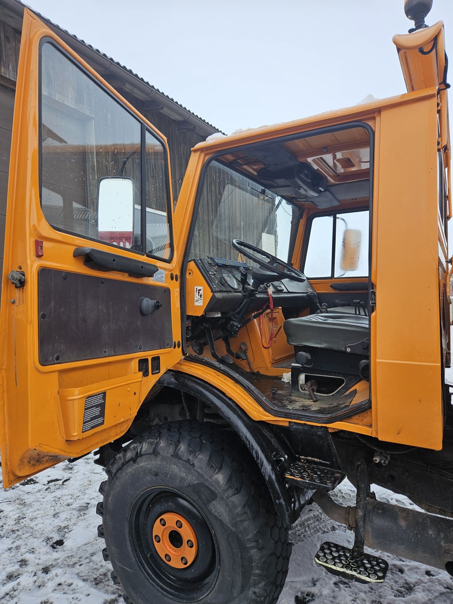 Unimog 424 U1200 super stan