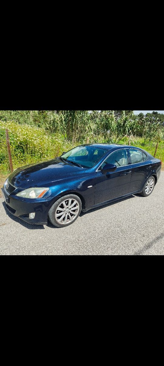 Lexus IS 220d 2006 | 177cv | Fiável e Confortável | 3.200€