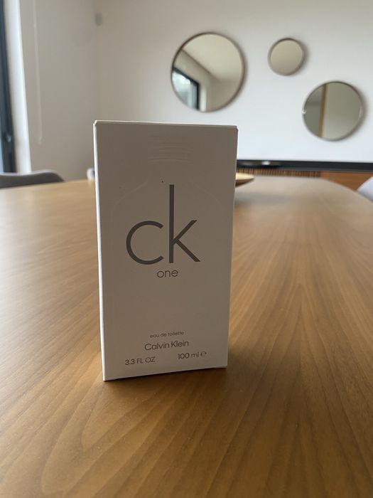 !NOVO E SELADO! Calvin klein one 100ml