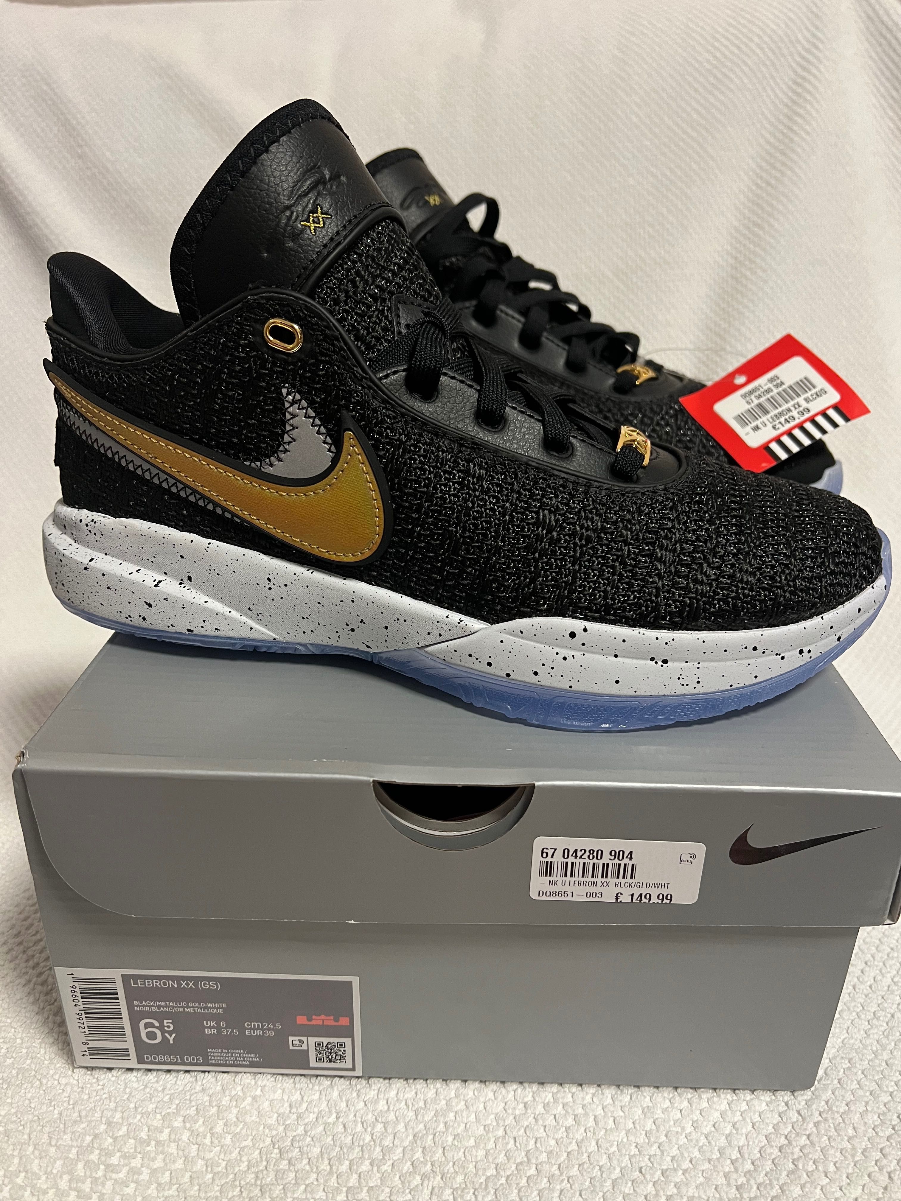 LeBron James XX - nowe buty do koszykowki