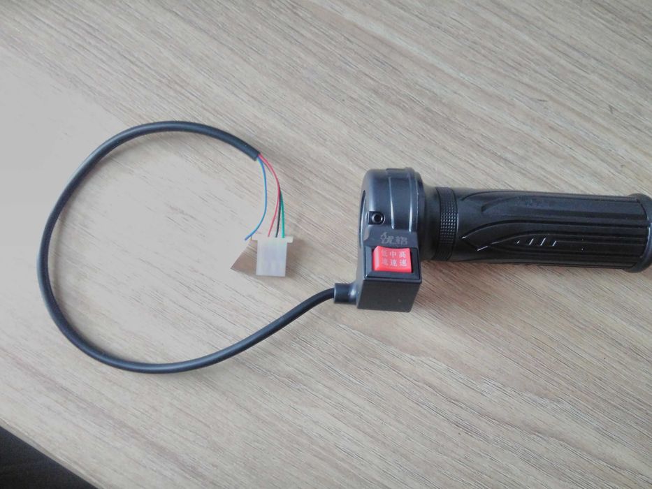 Manetka gazu przepustnica