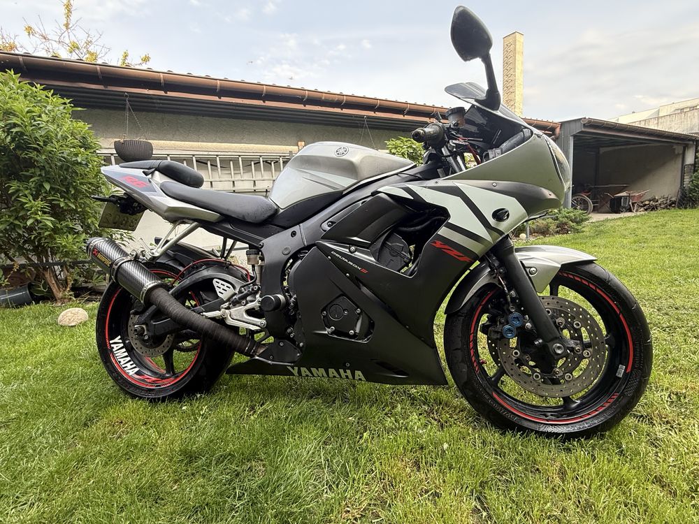 Yamaha r6 2003 rok