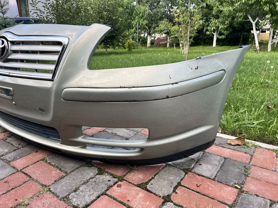 Бампер, противотуманки, туманки, накладки, решітка, птф, avensis t25