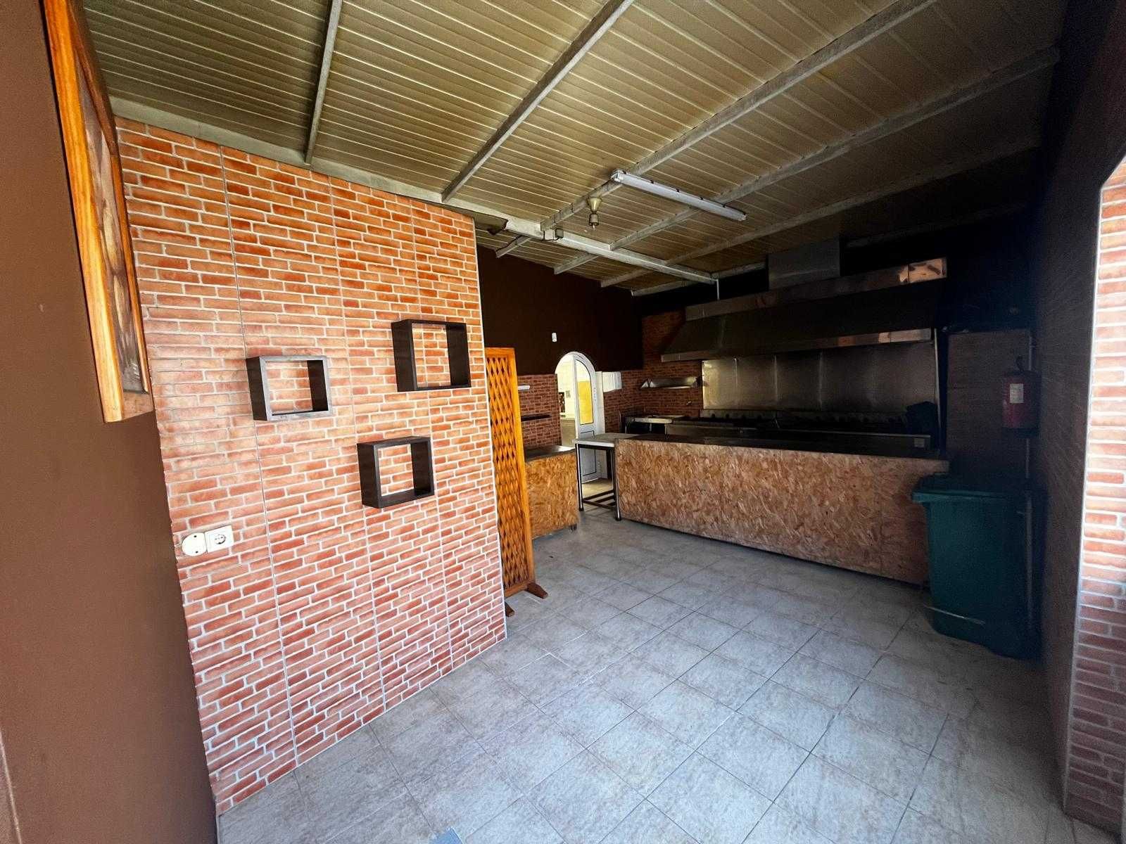 Restaurante | Churrasqueira | Café – Covão do Lobo