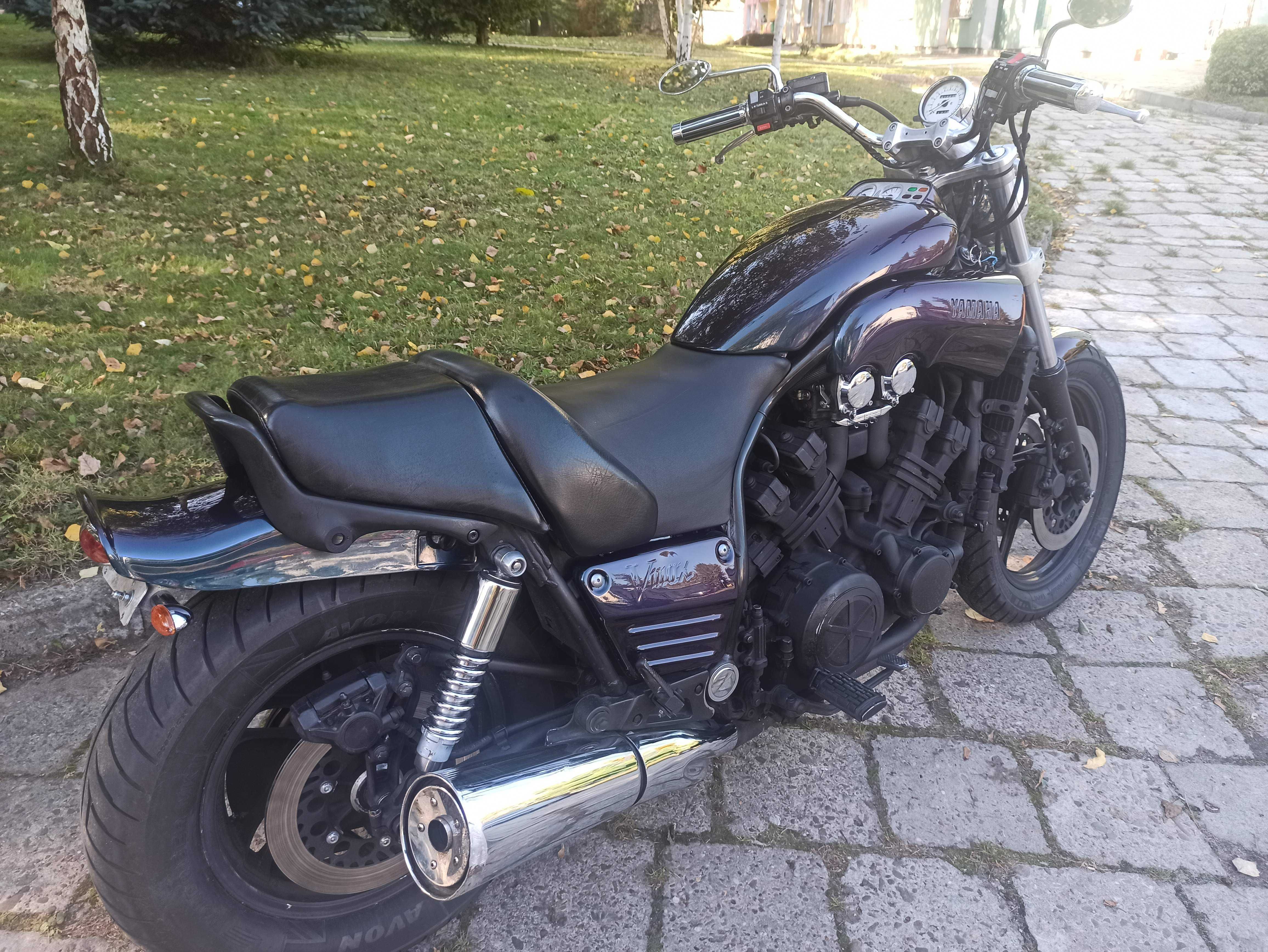 Yamaha VMX 1200 V-Max + V-Boost Szwajcar