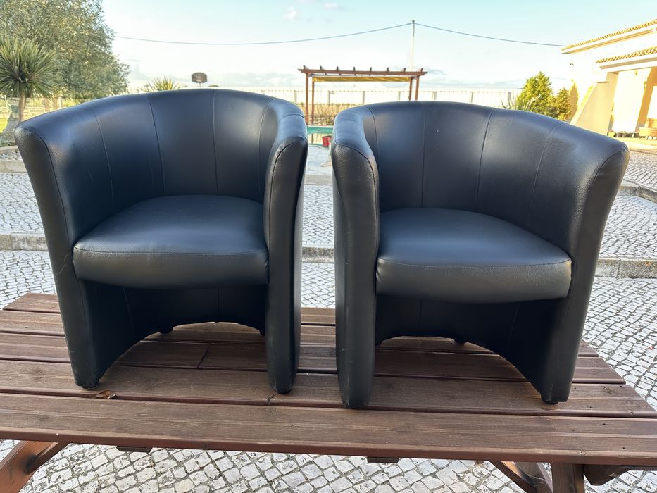 Sofa poltrona pele sintetica preta