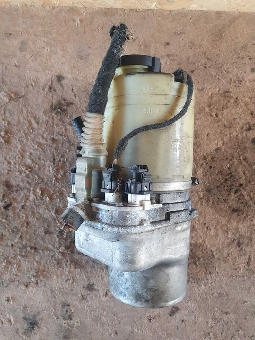 Pompa wspomagania Opel Vectra C Signum 1.8 benzyna 03 rok sprawna