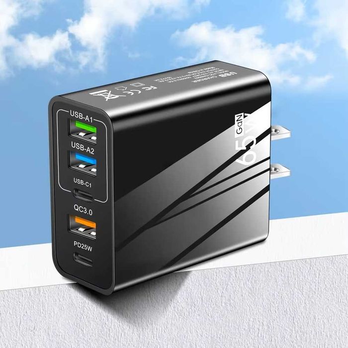 Szybka ładowarka 65W PD+3USB z wieloma interfejsami – wtyczka US