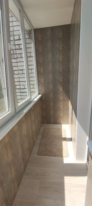 2ком. квартира. Л.б. 10  микр..