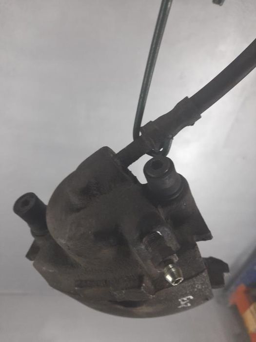 Pinça travão / maxila de travão frente esquerda SEAT Ibiza II (6K1)