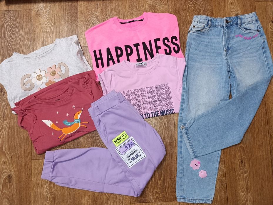 Пакет речей для дівчинки 128-134 р