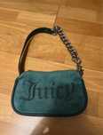 Mała torebka Juicy couture