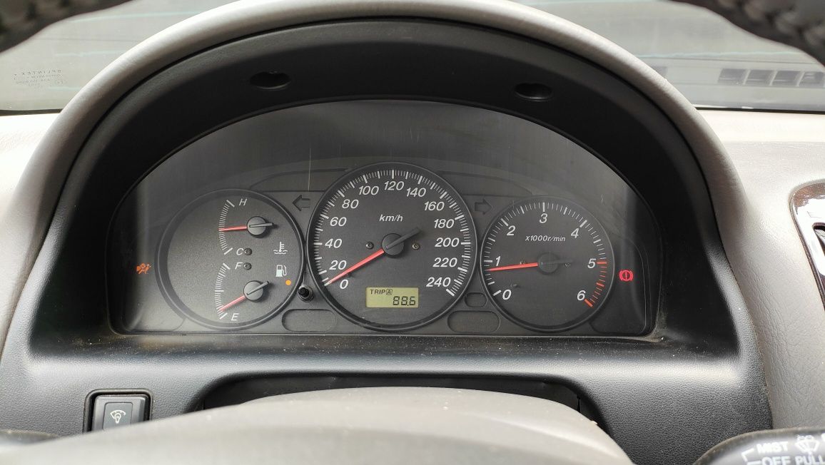 Mazda 626 2.0 D oszczędna sprawna