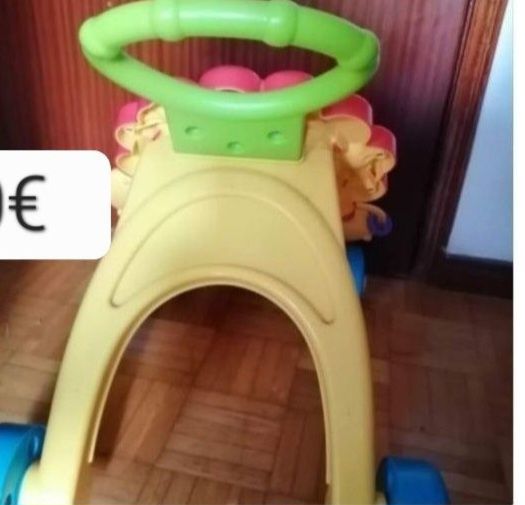 Ginásio de actividades com boneco da fisher price 8€ , bebé