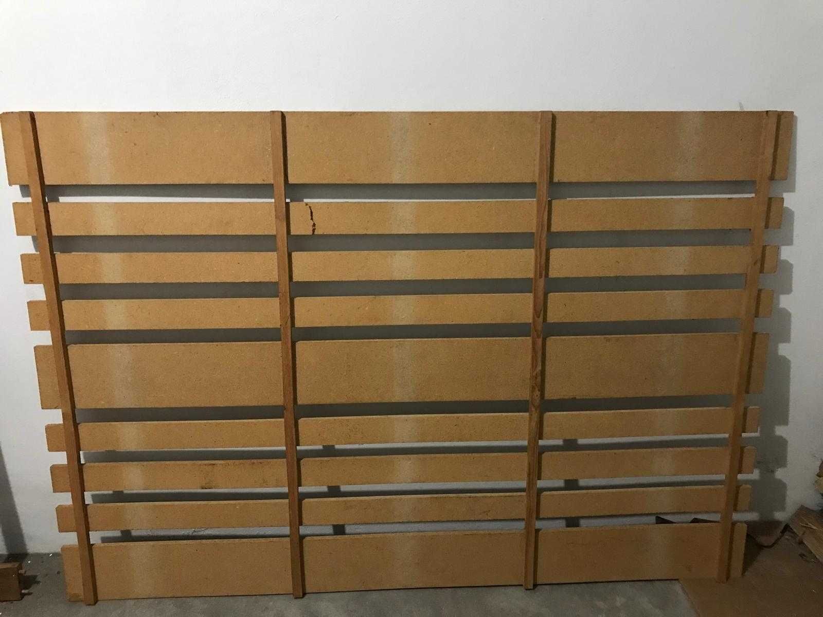 Cama + Estrado em Carvalho