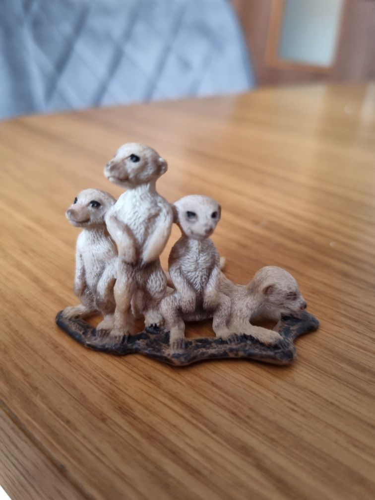 Surykatki schleich figurka