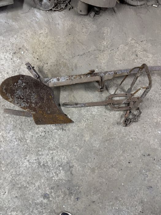 Продам недорого Плуг кінний