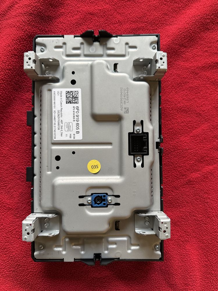 Nawigacja radio wyświetlacz seat oboza V 6F0