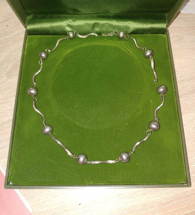 naszyjnik srebro kulki