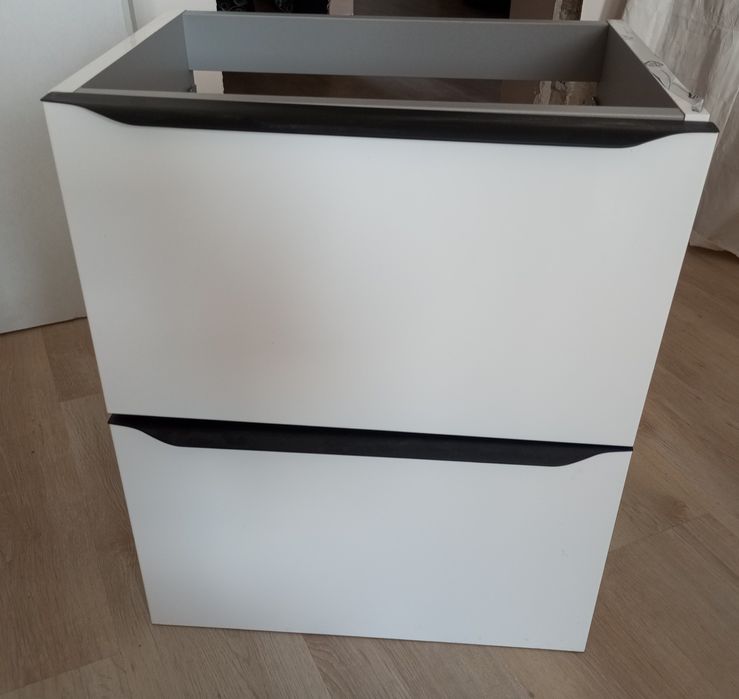 Szafka łazienkowa wisząca slim z umywalką