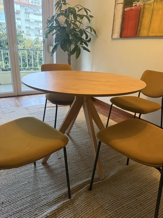 Mesa de jantar redonda