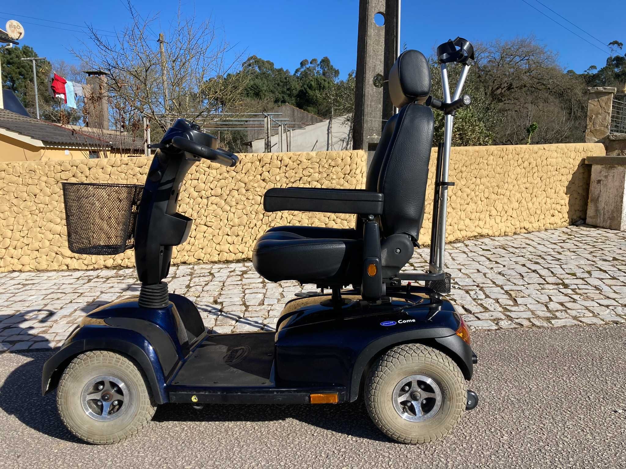 Scooter Elétrica p/Pessoas de Mobilidade Reduzida