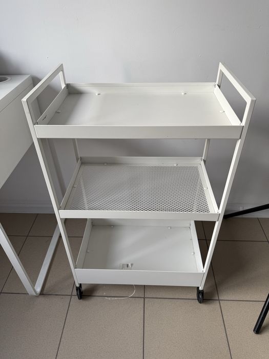 Stolik pomocnik na kołkach Ikea Biały