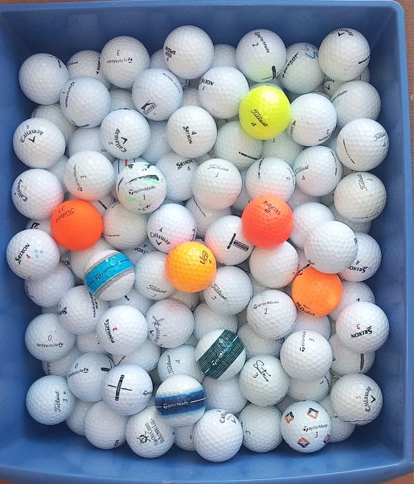 Bolas de golfe. Bolas de golfe.