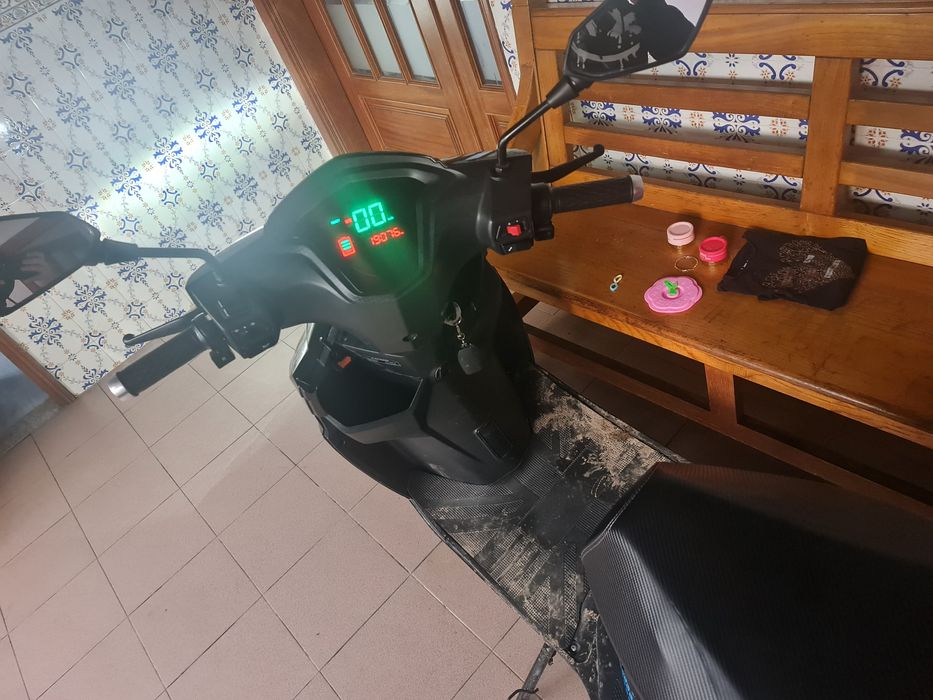 Scooter electrica ecoboost RJ ultimo modelo