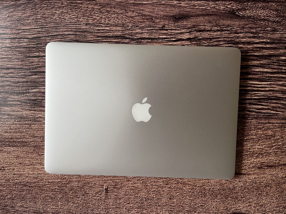 Apple MacBook Pro 15, 2013, core-i7,озу-8gb,ssd-128gb