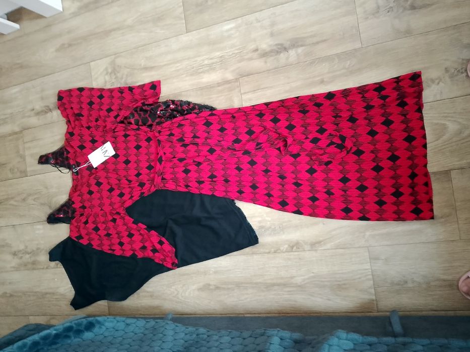 Распродажа фирменных платьев