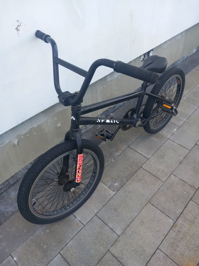 Rower BMX do skakania